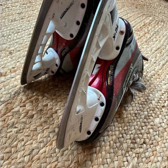 Bauer Vapor x4 Hockey Skates - kids size 5, Black, Red, and Gray - Picture 7 of 11